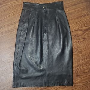 💜HP💜Vintage Vera Pelle Italian leather skirt